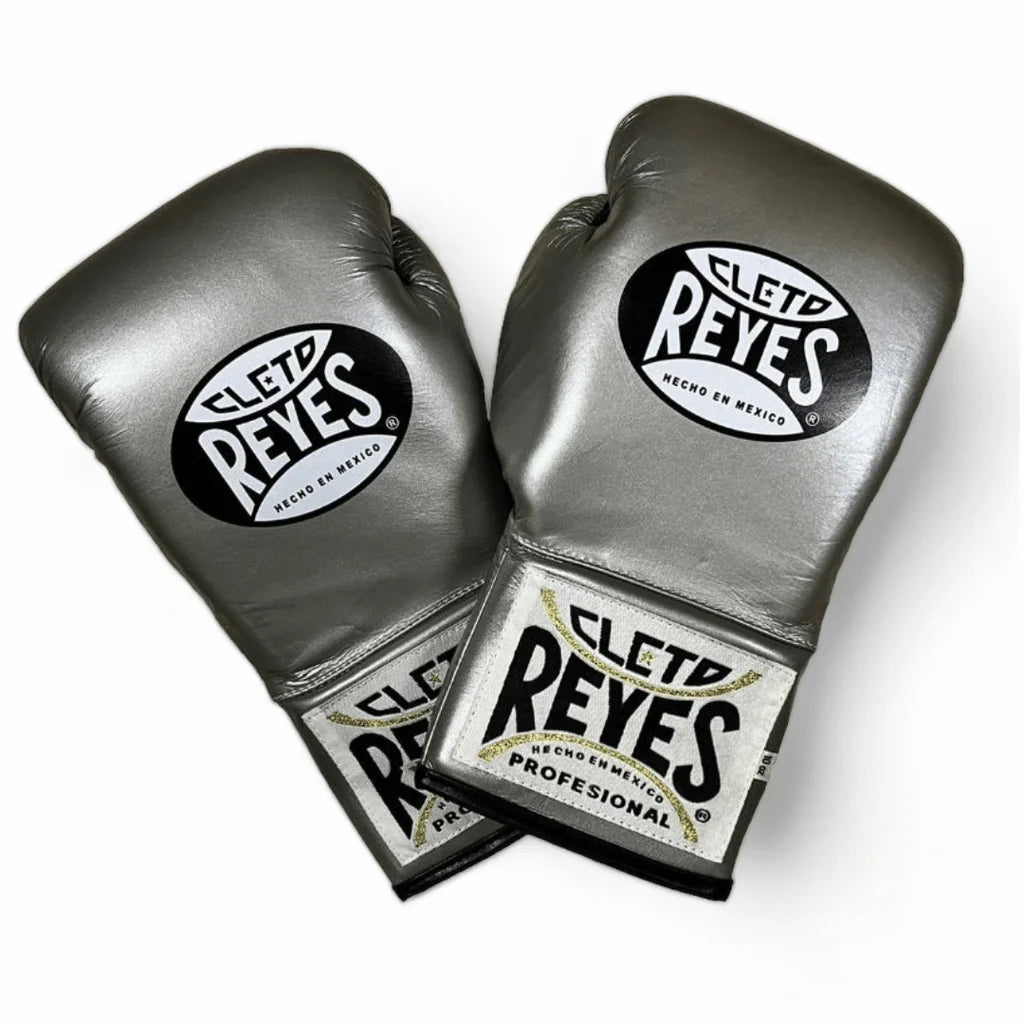 CLETO REYES プロフェッショナル ヘッドギア シルバー CLETO REYES SAFETEC PRO FIGHT LACE -SILVER – Champs Bxing ltd