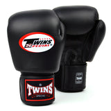 TWINS SPECIAL SET OF GLOVES & SHIN GUARDS - BLACK