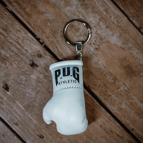 PUG ATHLETIC KEYRING-WHITE